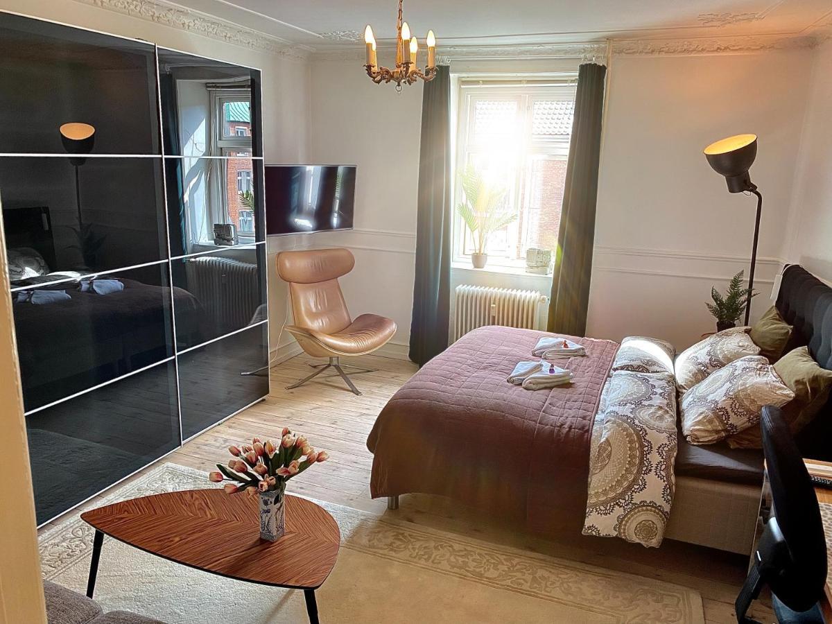 Four Individual Beautiful Spacious Rooms In Stylish Apartment Copenhagen Exterior photo